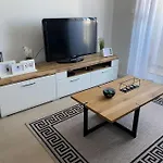 New Modern Near Old Town - Private Parking *