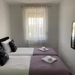 アパート New Modern Near Old Town - Private Parking *