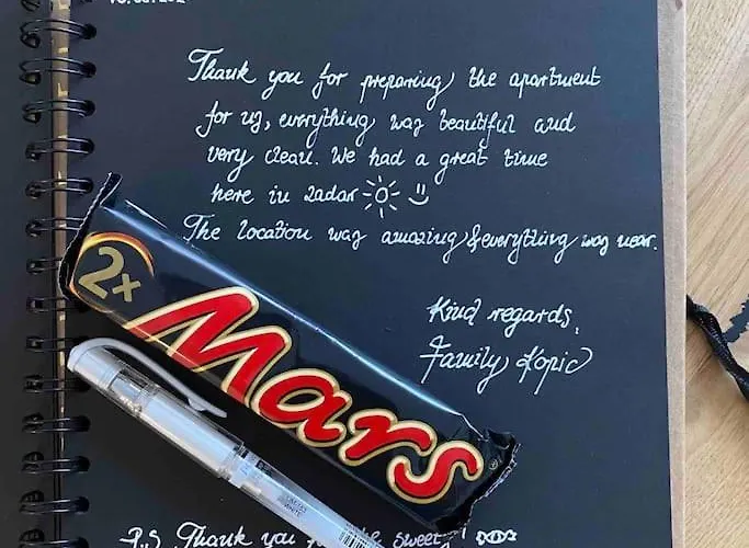 Апартаменты New Modern Near Old Town - Private Parking