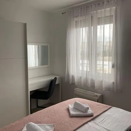 아파트 New Modern Near Old Town - Private Parking 자다르